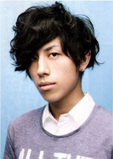 吉高由里子 本名は?目が怖い?熱愛相手は生田斗真?高良健吾?RADWIMPS?野田洋次郎?